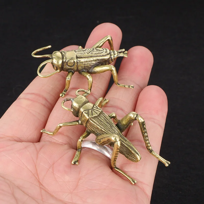 Solid Brass Cricket Ornament R - Work Office Furniture recensie en prijs